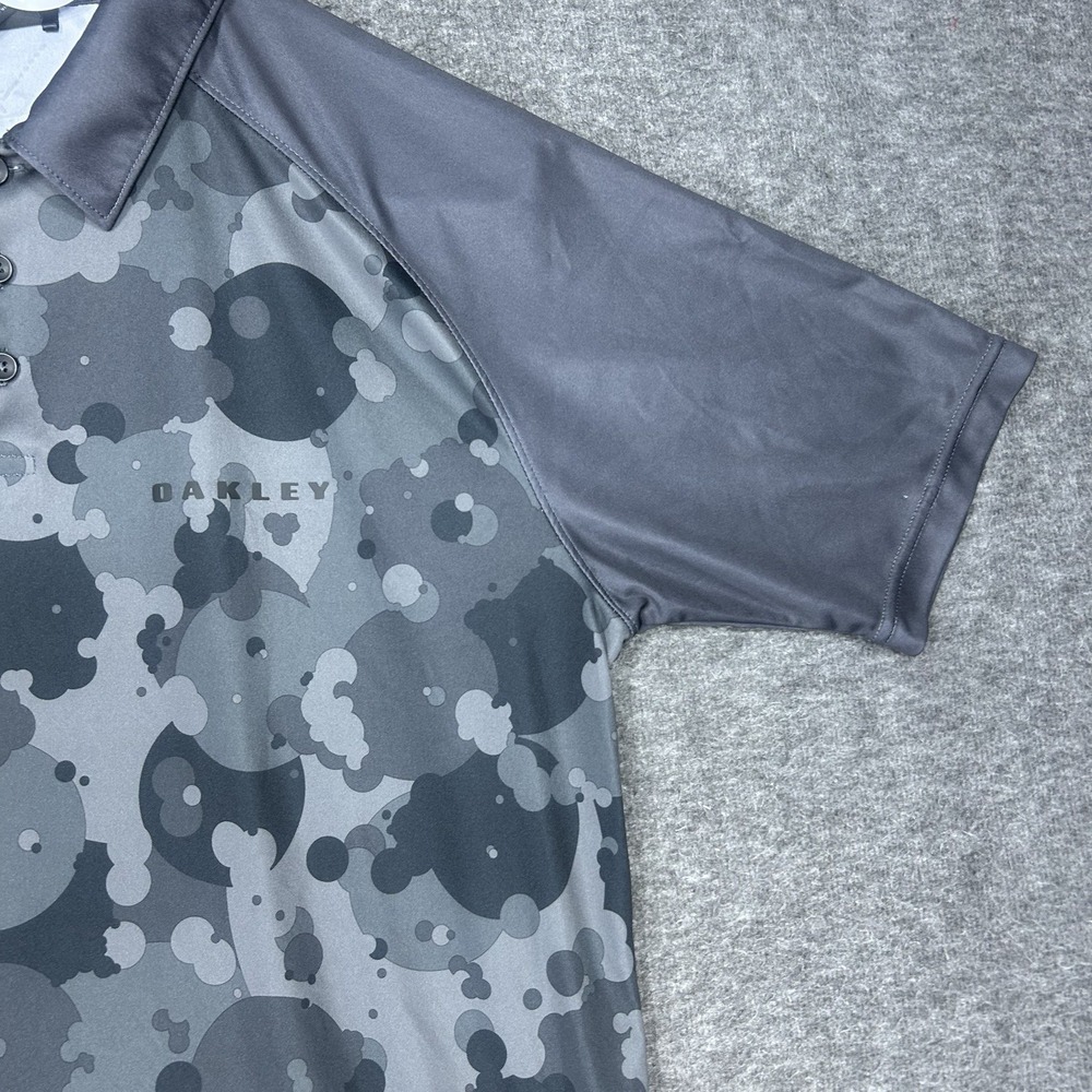 Oakley Polo Shirt Mens Medium Gray Camo Activewear Casual Travel Golf - Picture 3 of 13